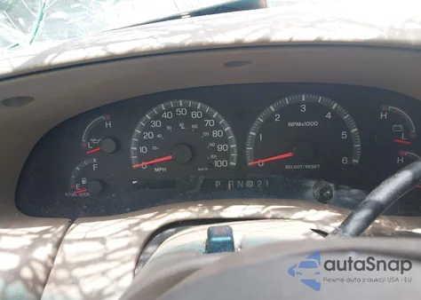 2002 Ford Expedition Xlt from USA, damaged, VIN 1FMRU15WX2LA69788